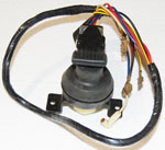 1558137 AVANTI WASHER PUMP AND SWITCH - acc1