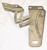 303031 TRUNK HINGE - trunk1