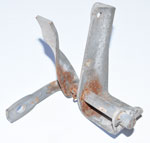 675619 BRACKET AND LEVER, USED - fuel8